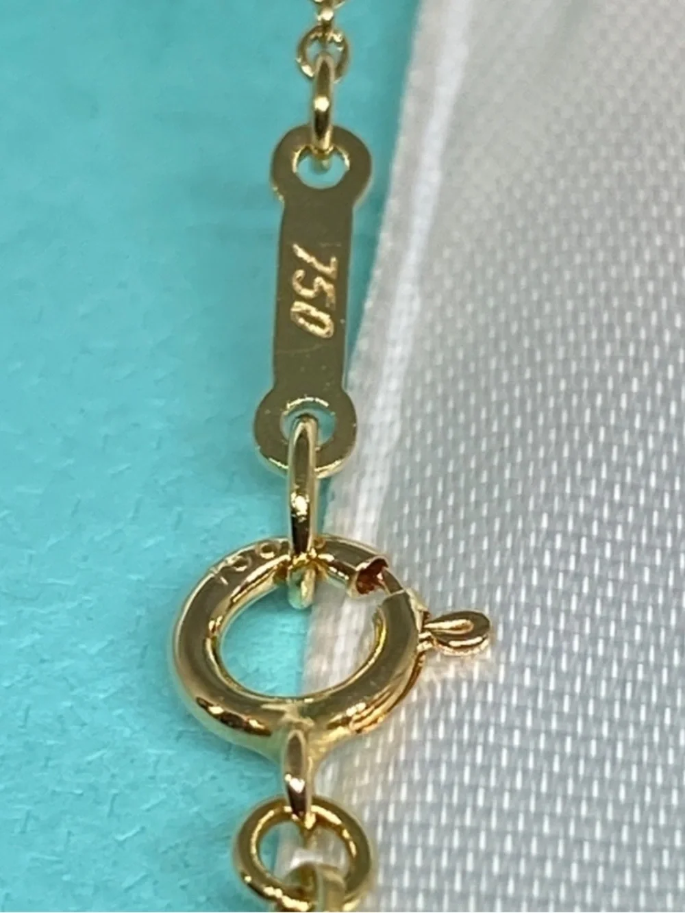 Tiffany & Co 💯% Auth Elsa Peretti Open Heart 18K solid Gold Pendant✨✨ w/Pouch✨